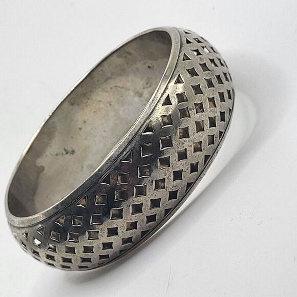 Chunky Silver Bangle Diamond Cut outs Made in India 1in wide - Picture 3 of 6